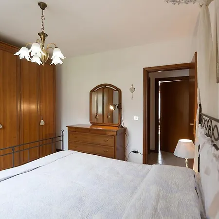 Casa Anna A Daire Porto Azzurro